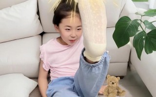 新生儿夏季穿袜子会不会太热？需要根据室温判断吗？不穿脚着凉怎么办？