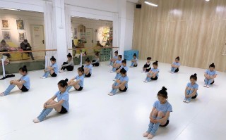 儿童舞蹈教学视频大全，如何选？安全吗？效果好吗？家长必看！