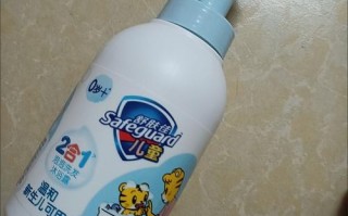 儿童沐浴露能否替代洗发水使用？对头皮健康有无潜在影响？