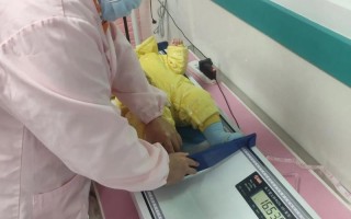 新生儿 三个月 体检