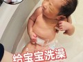 新生儿肚脐到底几天才能安全沾水？过早或过晚会有风险吗？