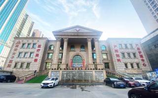 西安妇女儿童医院的具体地址在哪里？周边交通和停车方便吗？