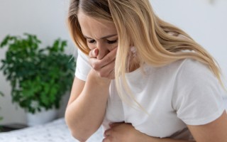 孕期一吃东西就堵得慌，是胃被挤了还是消化出问题了？