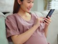 怀孕期间玩手机真的安全吗？会对胎儿产生哪些潜在影响？