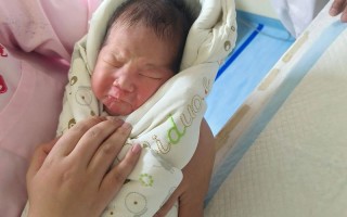 新生儿黄疸多少需住院