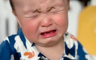 新生儿哭声沙哑哭不出，是嗓子发炎了吗？