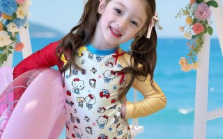 儿童游泳选泳衣，材质安全、合身防走光怎么兼顾？