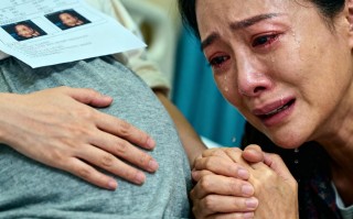 孕期眼泪特别多，激素波动还是心理压力？如何有效调节情绪？