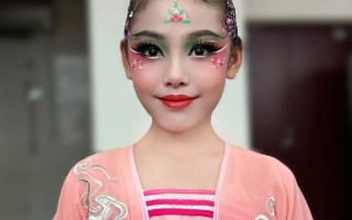 儿童舞台头发造型图片