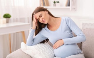 孕期情绪波动大肚子疼
