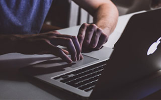 孕期护肤品怎么选才安全有效？