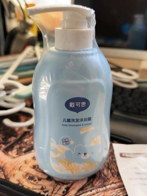 新生儿沐浴露洗发水能用吗？-第1张图片-中州医学会