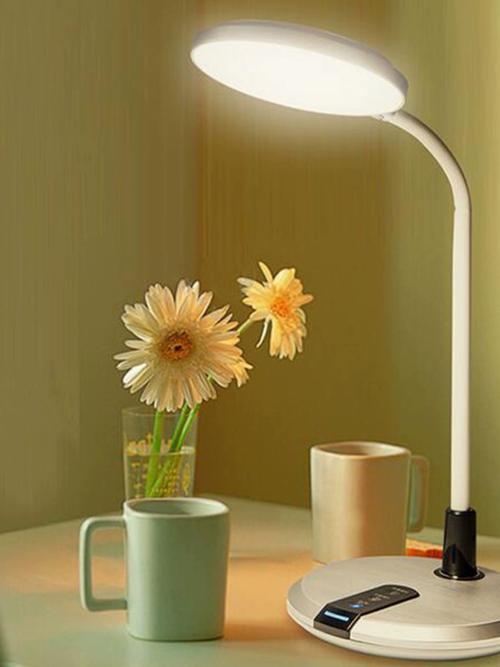 儿童台灯品牌众多，到底哪个品牌的护眼技术更可靠，能有效保护孩子视力呢？-第3张图片-郑州医学网