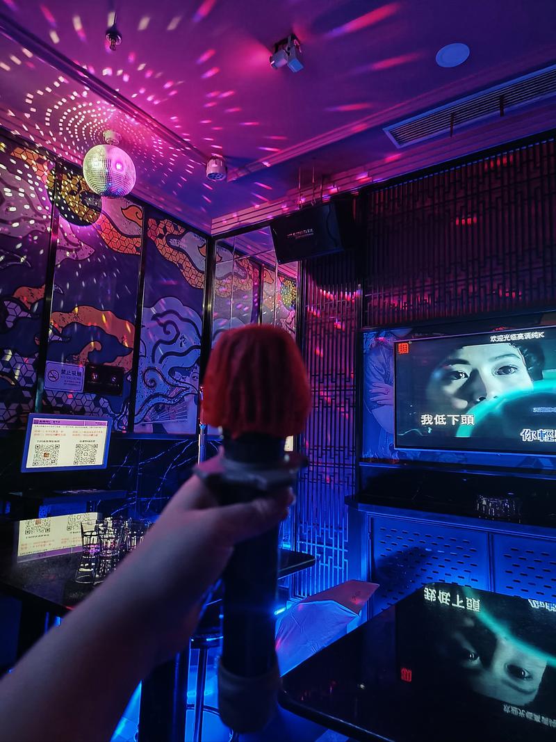 怀孕期间去KTV唱歌，会对胎儿造成不良影响吗？-第1张图片-郑州医学网