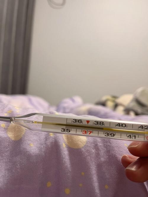 怀孕期间肚子发热是正常现象还是异常信号？-第3张图片-郑州医学网