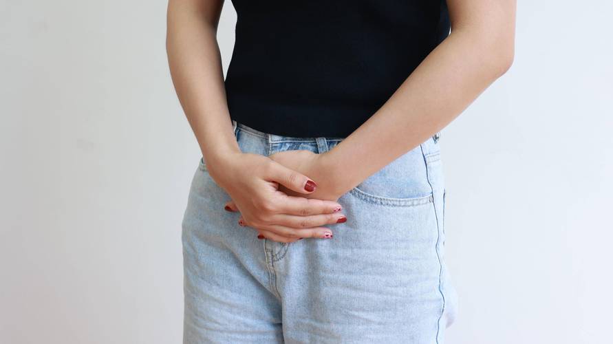 孕期出现黏糊糊的褐色分泌物,是正常生理现象还是异常信号?-第1张图片-郑州医学网 孕期出现黏糊糊的褐色分泌物,是正常生理现象还是异常信号?-第1张图片-郑州医学网