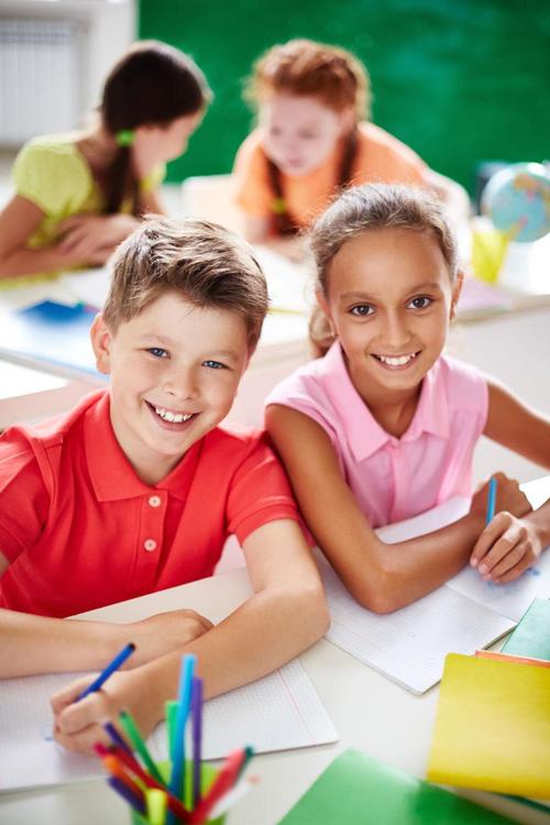 外国儿童图片大全大图，这些图片是否涉及儿童隐私与版权问题？-第2张图片-郑州医学网