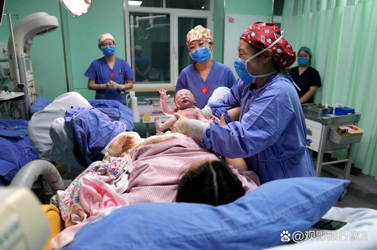 剖腹产宝宝出生第一天喂养，妈妈该注意哪些关键问题？-第1张图片-郑州医学网