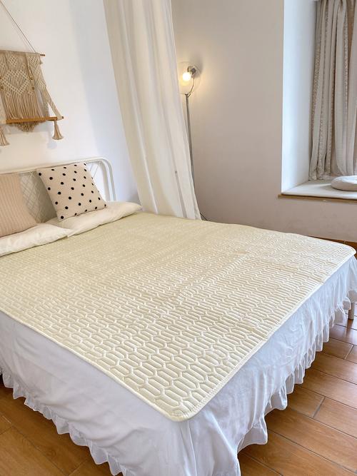 新生儿用电热毯安全吗?存在哪些隐患与正确保暖方式?-第1张图片-郑州医学网 新生儿用电热毯安全吗?存在哪些隐患与正确保暖方式?-第1张图片-郑州医学网