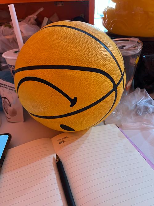 儿童篮球选什么材质既安全又耐用？不同年龄段适合哪种材质？-第2张图片-郑州医学网