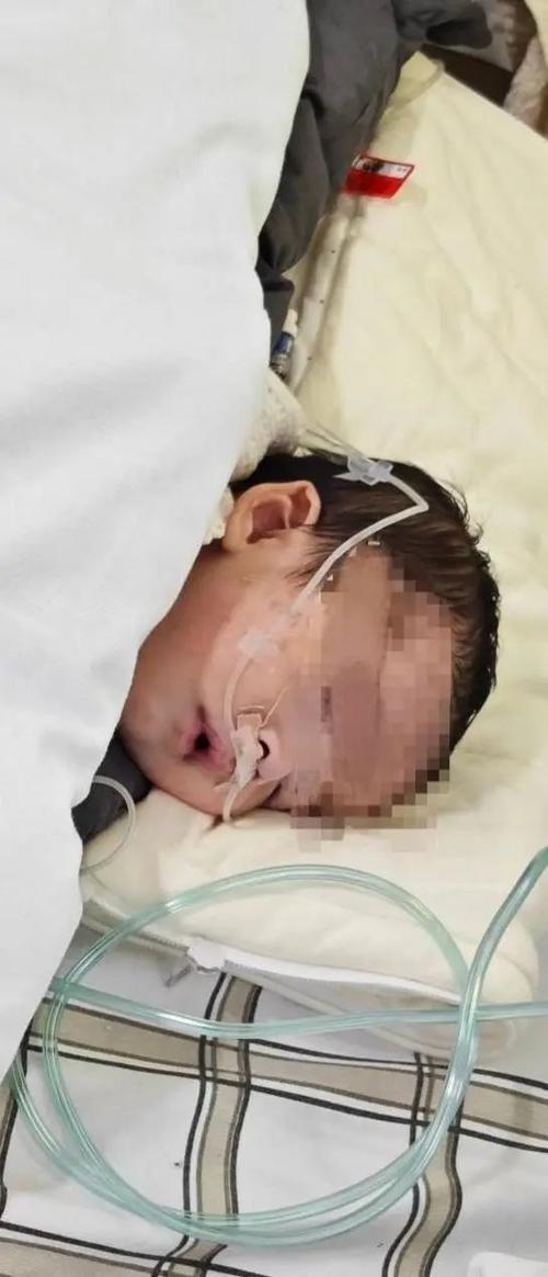 新生儿先天性心脏病有哪些容易被忽视的早期症状？-第3张图片-郑州医学网