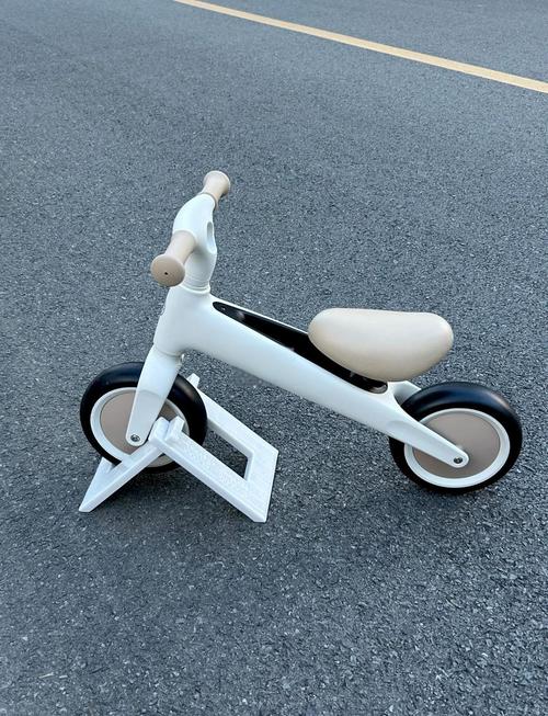 儿童平行车品牌怎么选？安全与趣味性兼优的牌子有哪些？-第3张图片-郑州医学网