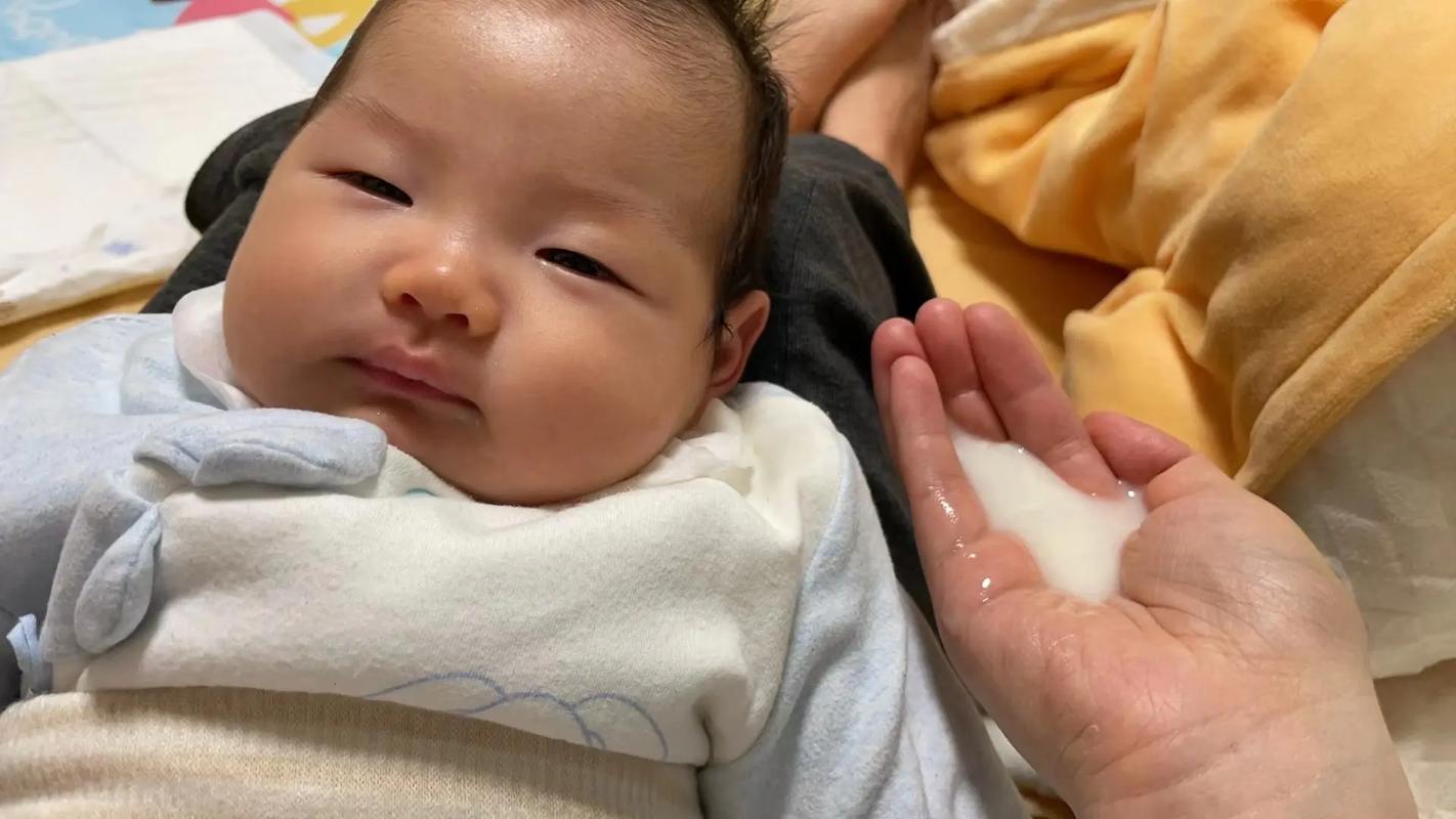 新生儿吐奶像喷泉一样正常吗?需要担心哪些健康问题?-第3张图片-郑州医学网 新生儿吐奶像喷泉一样正常吗?需要担心哪些健康问题?-第3张图片-郑州医学网