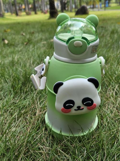 儿童保温吸管杯吸不动？是设计问题还是使用不当？如何解决？-第1张图片-郑州医学网