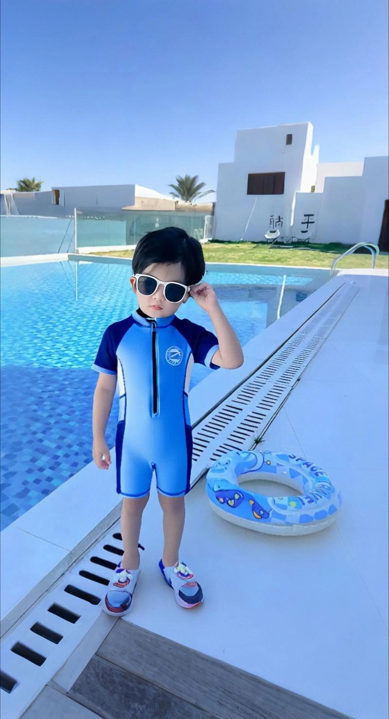 儿童游泳选泳衣，材质安全、合身防走光怎么兼顾？-第2张图片-郑州医学网