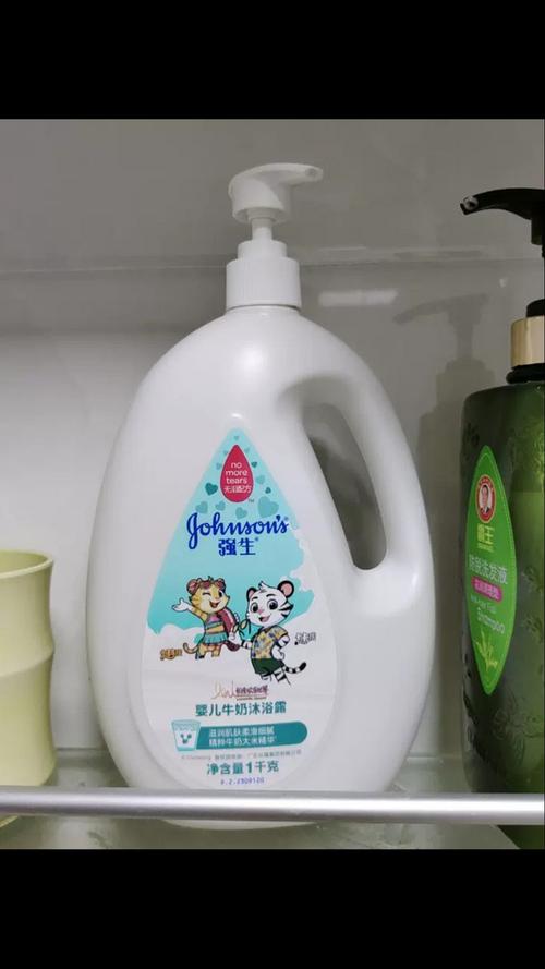 新生儿洗澡时必须用沐浴露吗？选错产品会不会伤害娇嫩肌肤？-第3张图片-郑州医学网