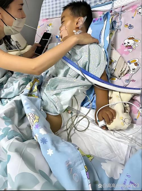 儿童白内障术后会留下哪些后遗症？家长该如何应对和预防？-第3张图片-郑州医学网