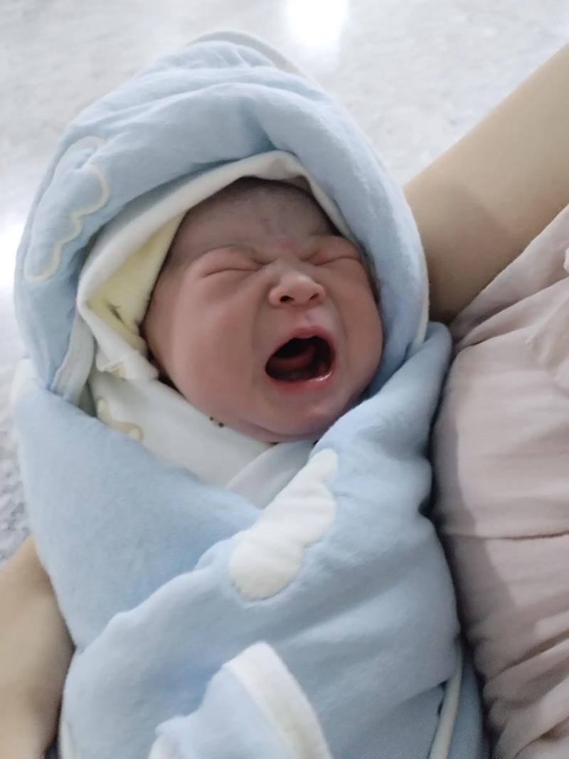 新生儿一哭鼻子吭吭的-第3张图片-郑州医学网