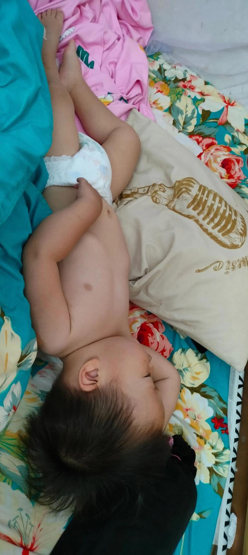 新生儿24小时不睡觉是异常信号还是正常生理现象?-第3张图片-郑州医学网 新生儿24小时不睡觉是异常信号还是正常生理现象?-第3张图片-郑州医学网