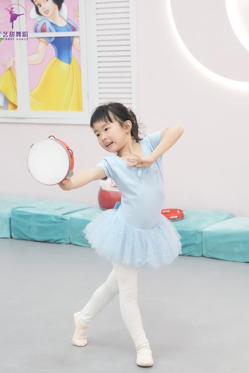 儿童舞蹈课前热身音乐-第3张图片-郑州医学网