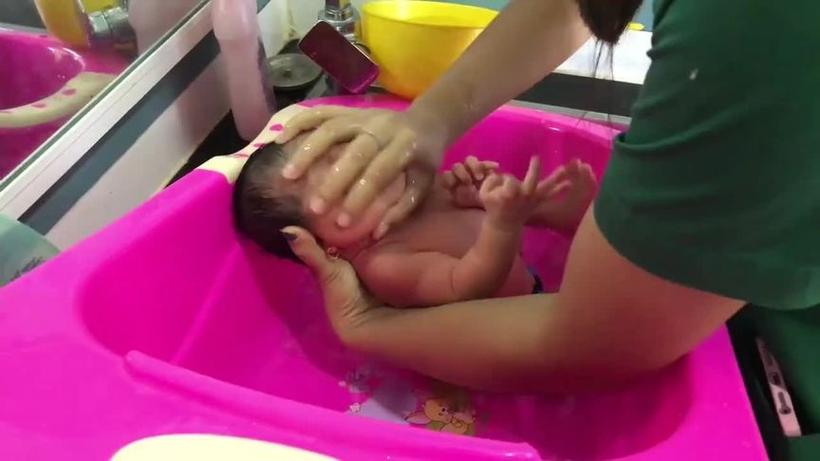 新生儿哭时全身发紫是窒息信号还是正常生理反应？-第2张图片-郑州医学网