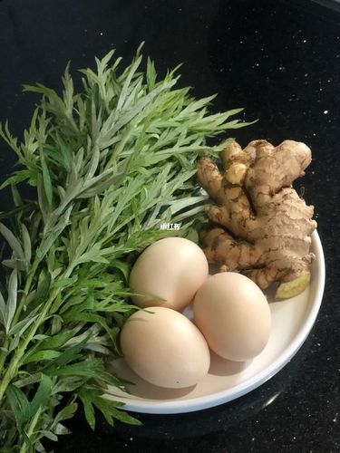 新生儿艾叶鸡蛋敷肚子真能缓解胀气吗?科学依据与安全风险如何平衡?-第3张图片-郑州医学网 新生儿艾叶鸡蛋敷肚子真能缓解胀气吗?科学依据与安全风险如何平衡?-第3张图片-郑州医学网