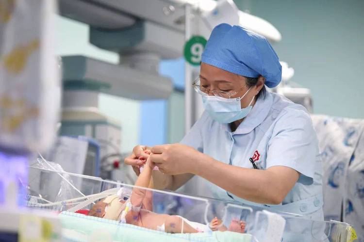 四川省新生儿筛查系统如何实现全流程覆盖与精准防控？-第1张图片-郑州医学网