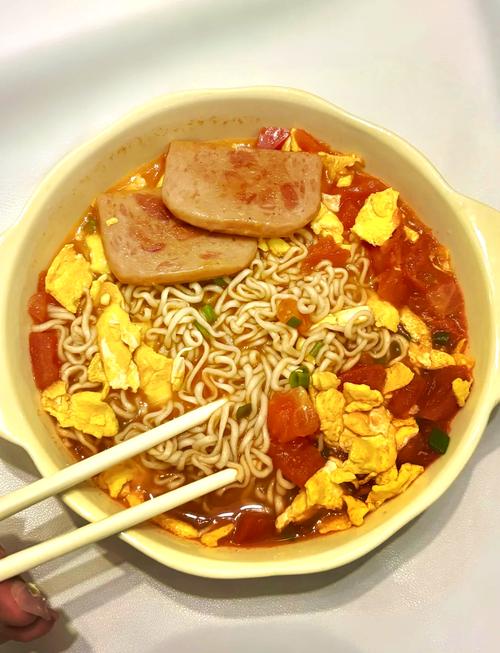 孕期偶尔吃几次方便面，到底会不会对宝宝有影响呢？-第2张图片-郑州医学网