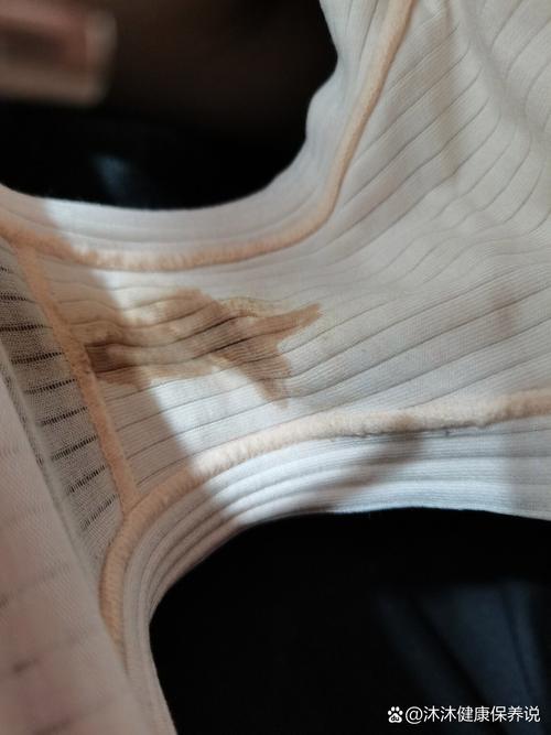 有没有孕期一直流褐色-第2张图片-郑州医学网