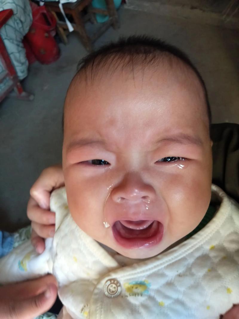 新生儿一醒就哭得厉害，是身体不舒服还是习惯没养好？-第3张图片-郑州医学网