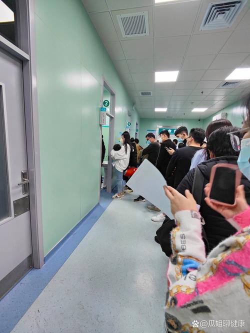 上海儿童医学中心急诊现状如何？家长带孩子就诊需注意哪些流程？-第1张图片-郑州医学网