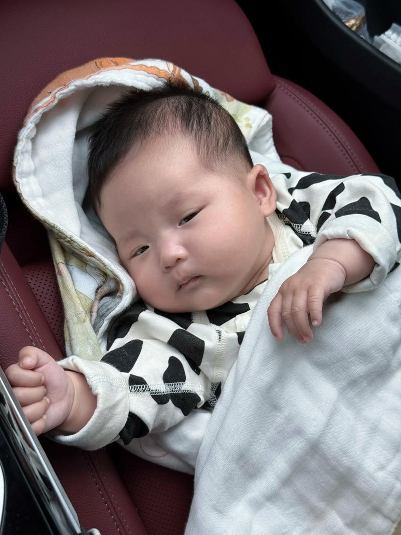 新生儿出生后不笑，是发育迟缓还是另有原因？-第3张图片-郑州医学网