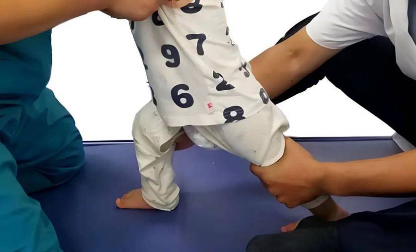 新生儿脑损伤康复训练,如何科学开展才能最大化促进神经功能恢复?-第1张图片-郑州医学网 新生儿脑损伤康复训练,如何科学开展才能最大化促进神经功能恢复?-第1张图片-郑州医学网