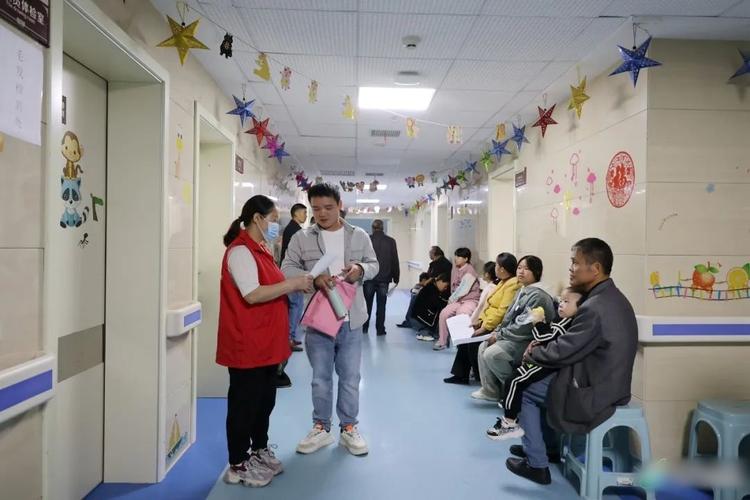 儿童先天性心脏病救助项目如何覆盖更多贫困家庭并保障救治质量？-第2张图片-郑州医学网