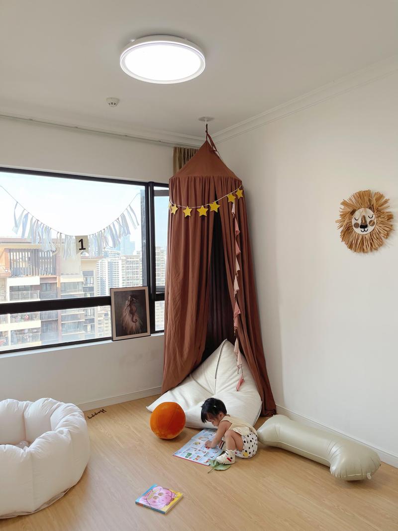 新生儿房间灯光亮度多少才合适？太亮或太暗会影响视力发育吗？-第3张图片-郑州医学网