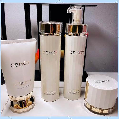 孕期擦脸护肤品怎么选?成分安全不刺激,哪些品牌值得信赖?-第3张图片-郑州医学网 孕期擦脸护肤品怎么选?成分安全不刺激,哪些品牌值得信赖?-第3张图片-郑州医学网