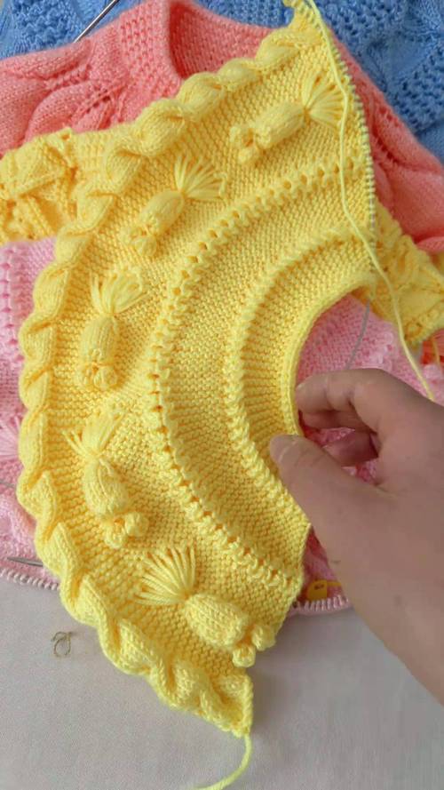 如何为1-3岁宝宝编织既安全舒适又时尚可爱的毛衣？-第2张图片-郑州医学网