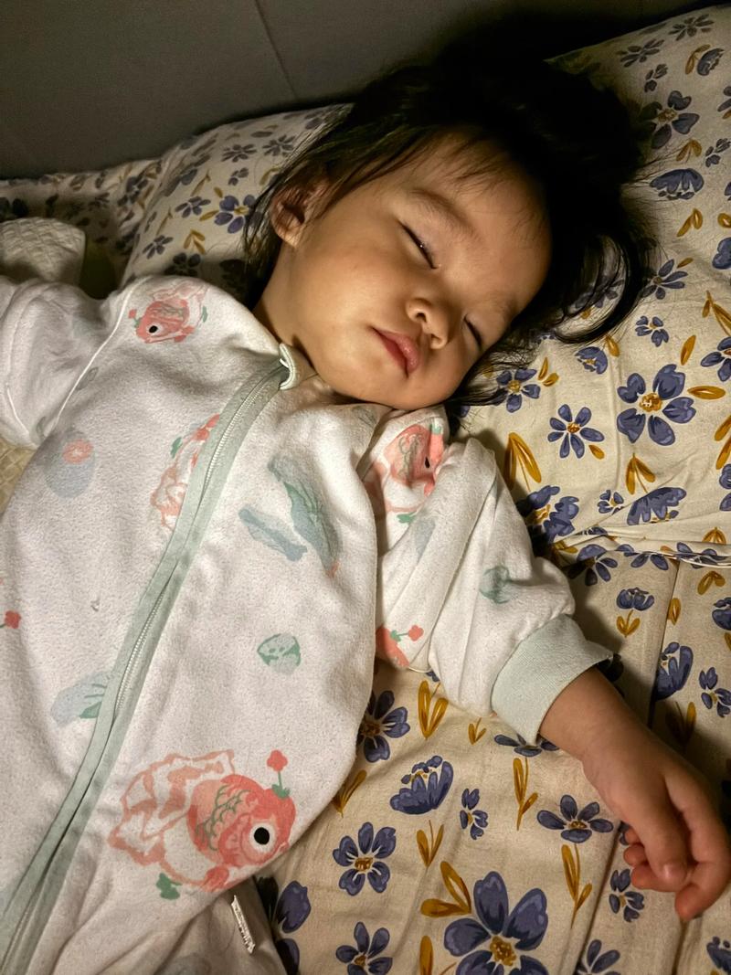 新生儿不爱喝奶就睡觉是缺乏营养还是正常生理反应？-第1张图片-郑州医学网