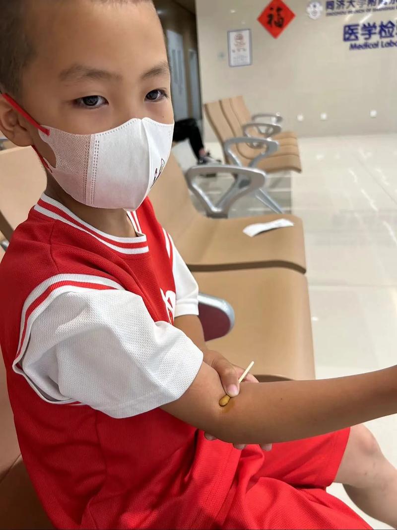 新生儿抽血不哭正常吗-第2张图片-郑州医学网