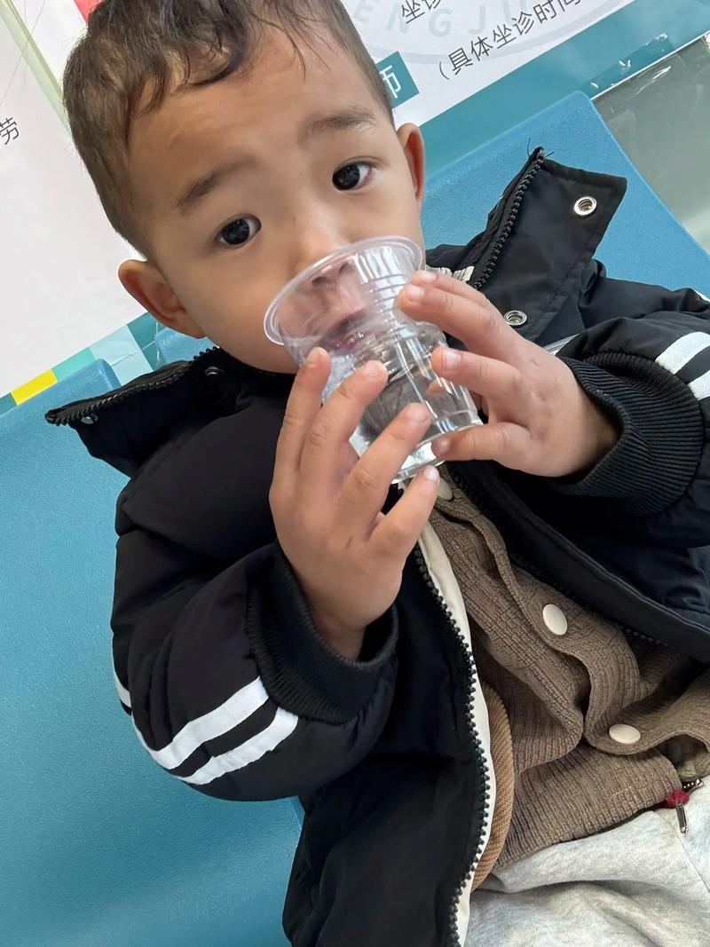 新生儿抽血不哭正常吗-第3张图片-郑州医学网